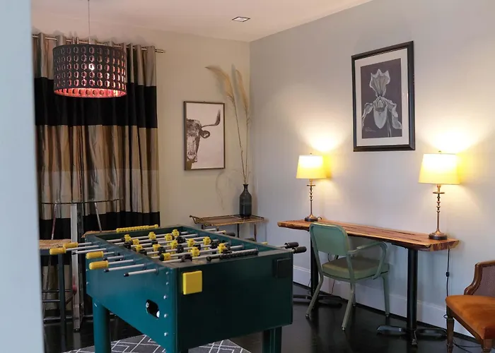 Beautiful Historic Downtown Charmer Hot Tub Bbq *