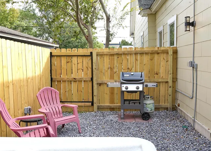Beautiful Historic Downtown Charmer Hot Tub Bbq * Pensacola